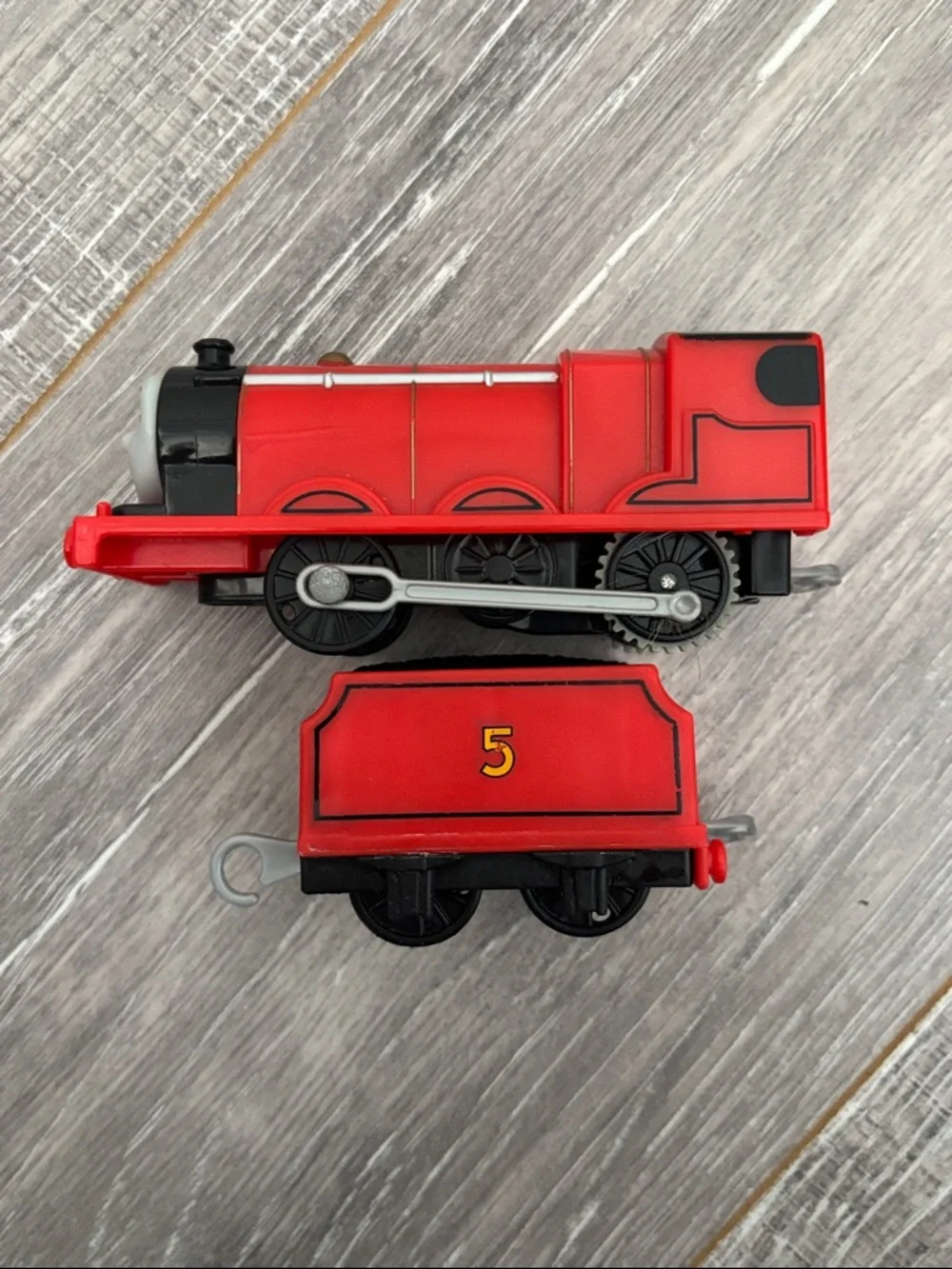 Scared James - Motorized Trackmaster Thomas & Friends